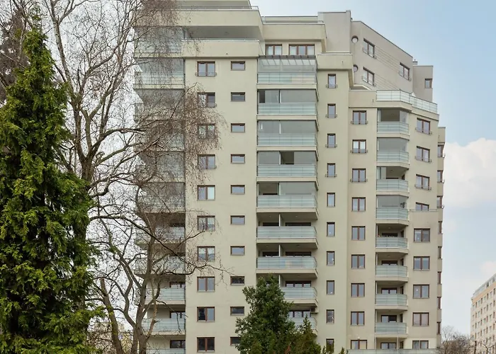 Metro Wierzbno By Renters * Varsó