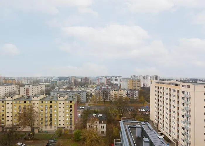 Metro Wierzbno By Renters *